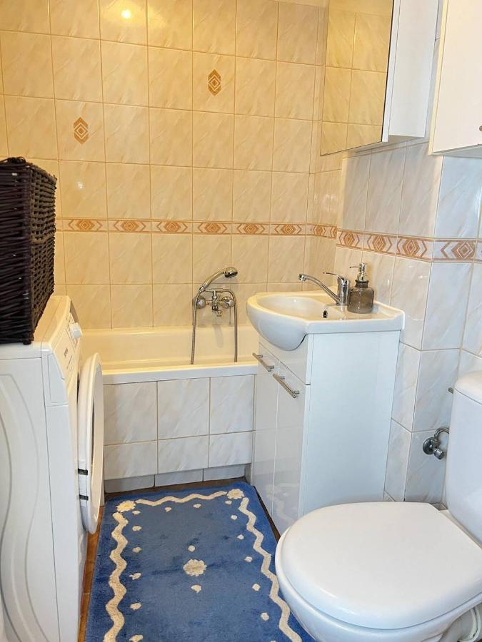 Grzybowska Rooms Varsovia Exterior foto